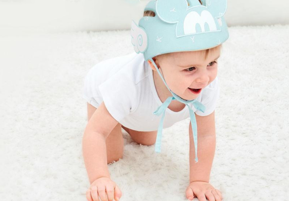 Mũ bảo vệ đầu cho bé